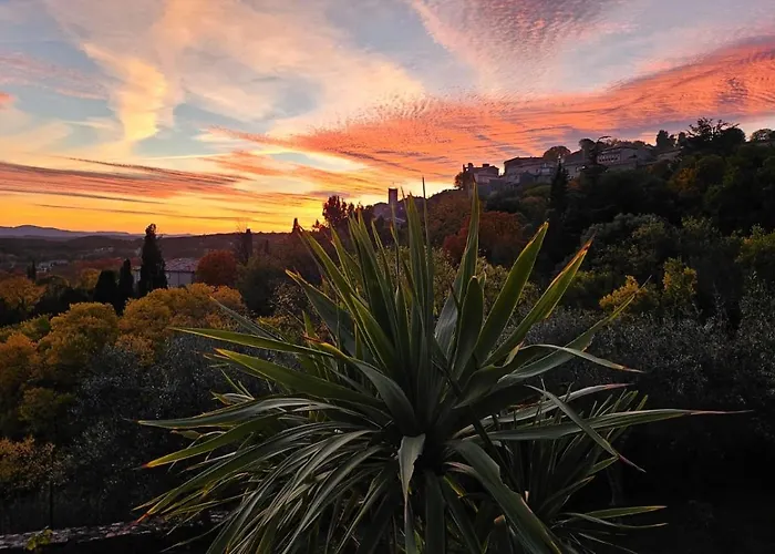 Villa Climatisée Avec Vue Panoramique Et Piscine Sans Vis à Vis. Vezenobres